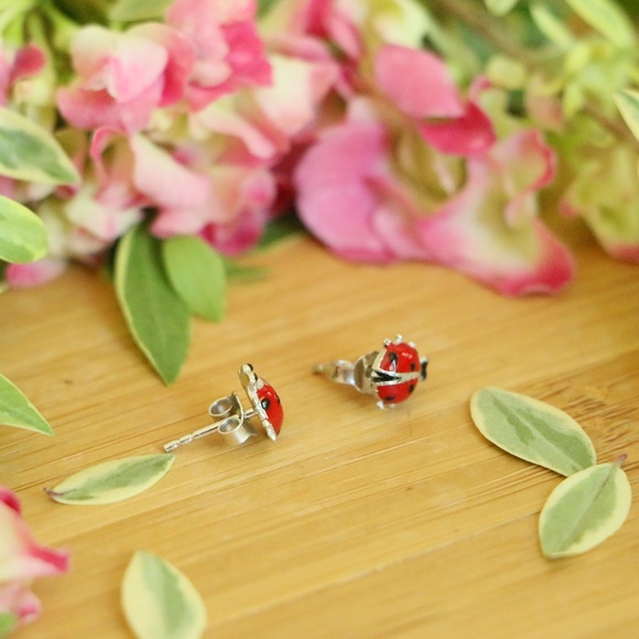 925 Sterling Silver Ladybug Stud Earrings - Picture 7 of 8
